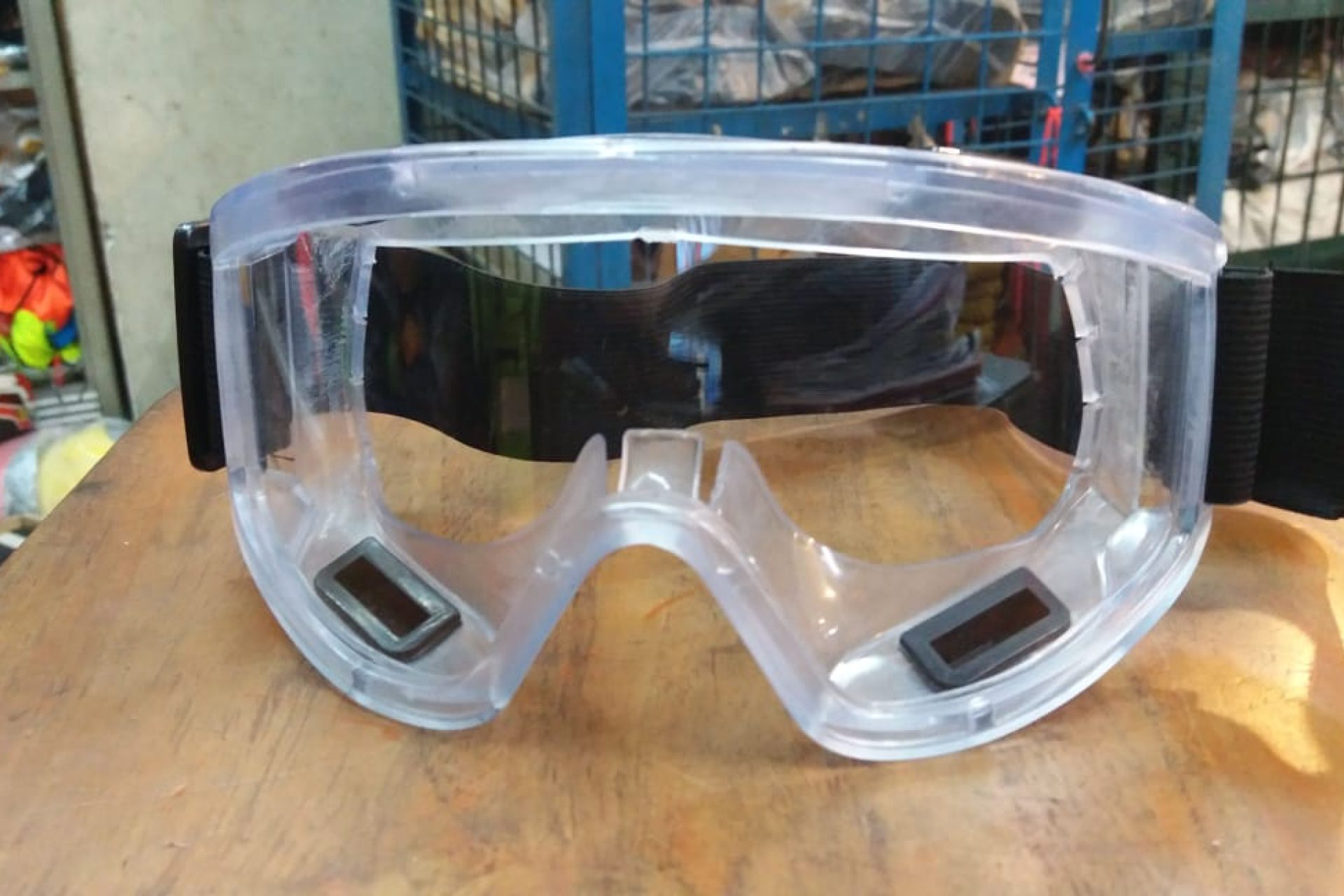 alat safety bali - kacamata google
